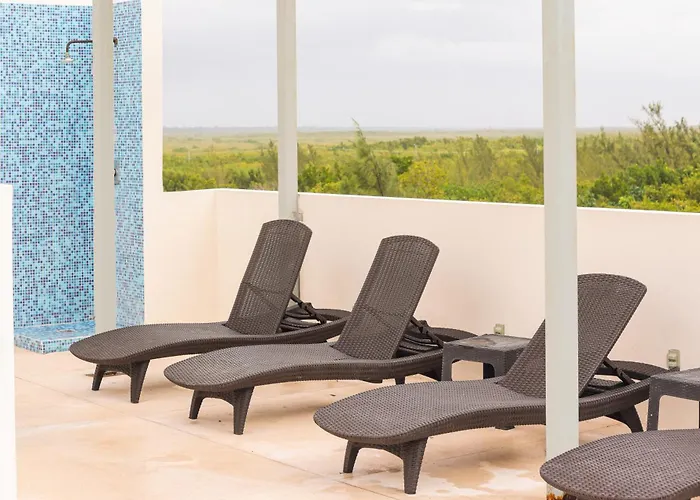 Gaia, Retreat Close To The Sea In *